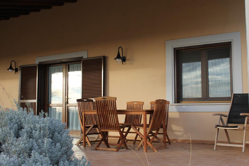 Agriturismo Colle D' Oro Pescia Romana Cameră foto