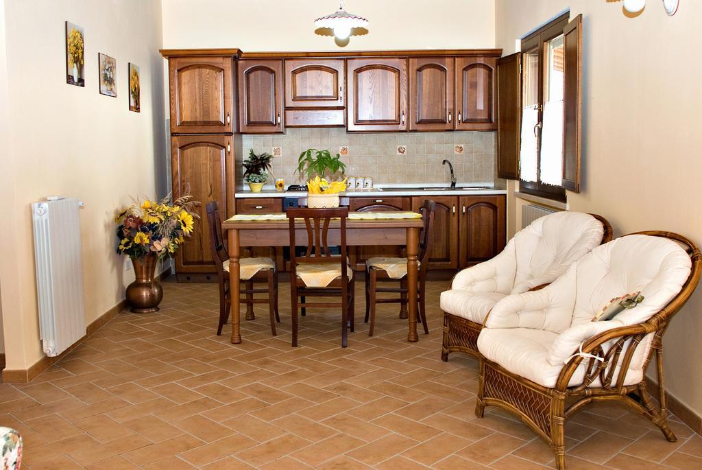 Agriturismo Colle D' Oro Pescia Romana Cameră foto
